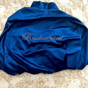 AW Bridal Women’s XXL “Bridesmaid” Embroidered Silk Robe Dark Blue NWT